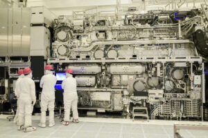 Intel mở ra kỷ nguyên mới trong sản xuất chip với công nghệ High NA EUV