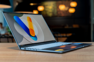 ASUS Vivobook S 16 OLED 2024 – Lột xác với thiết kế kim loại 3 mặt cùng trí thông minh nhân tạo AI